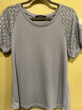 Fashion Light Gray-blue Crochet-Sleeve Women's Top